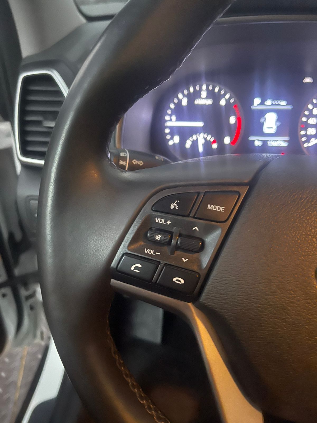 هيونداي - توسان - Image 24