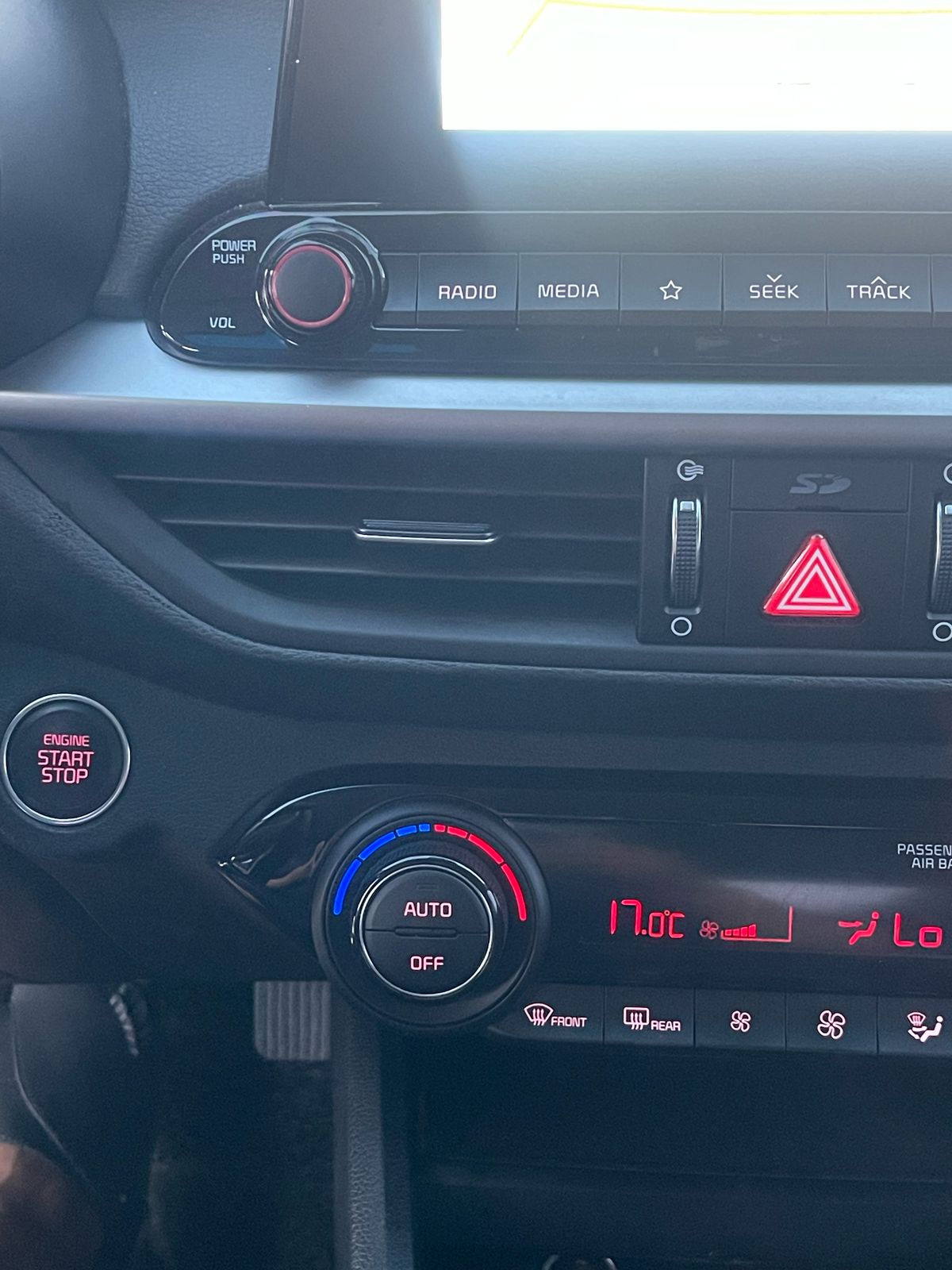 كيا - K3 - Image 16