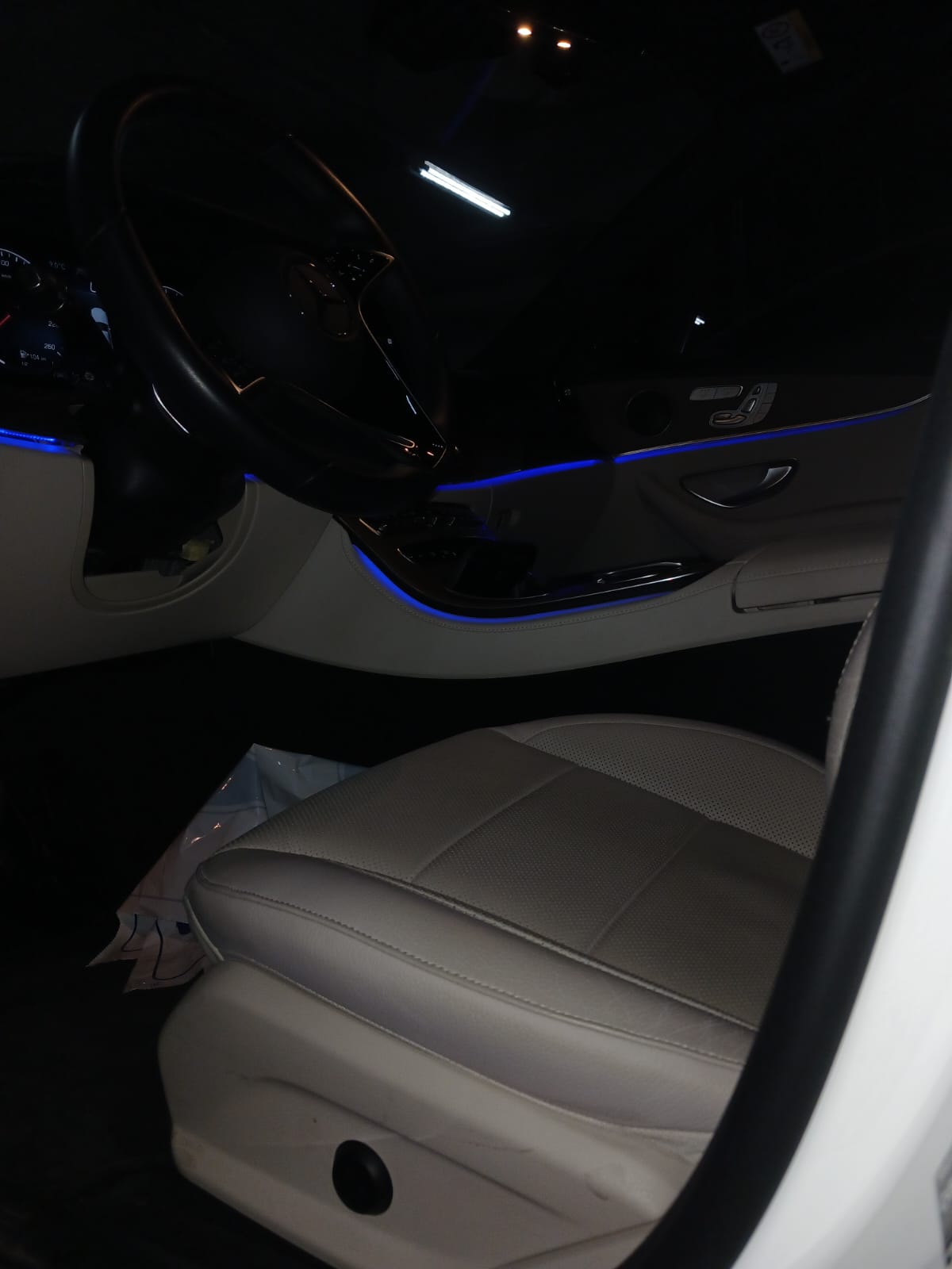 مرسيدس - E250 - Image 22