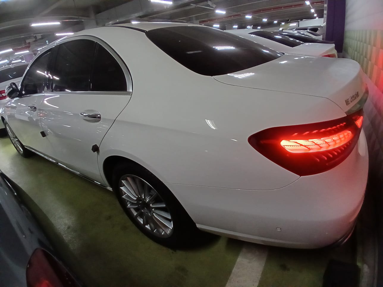 مرسيدس - E250 - Image 5