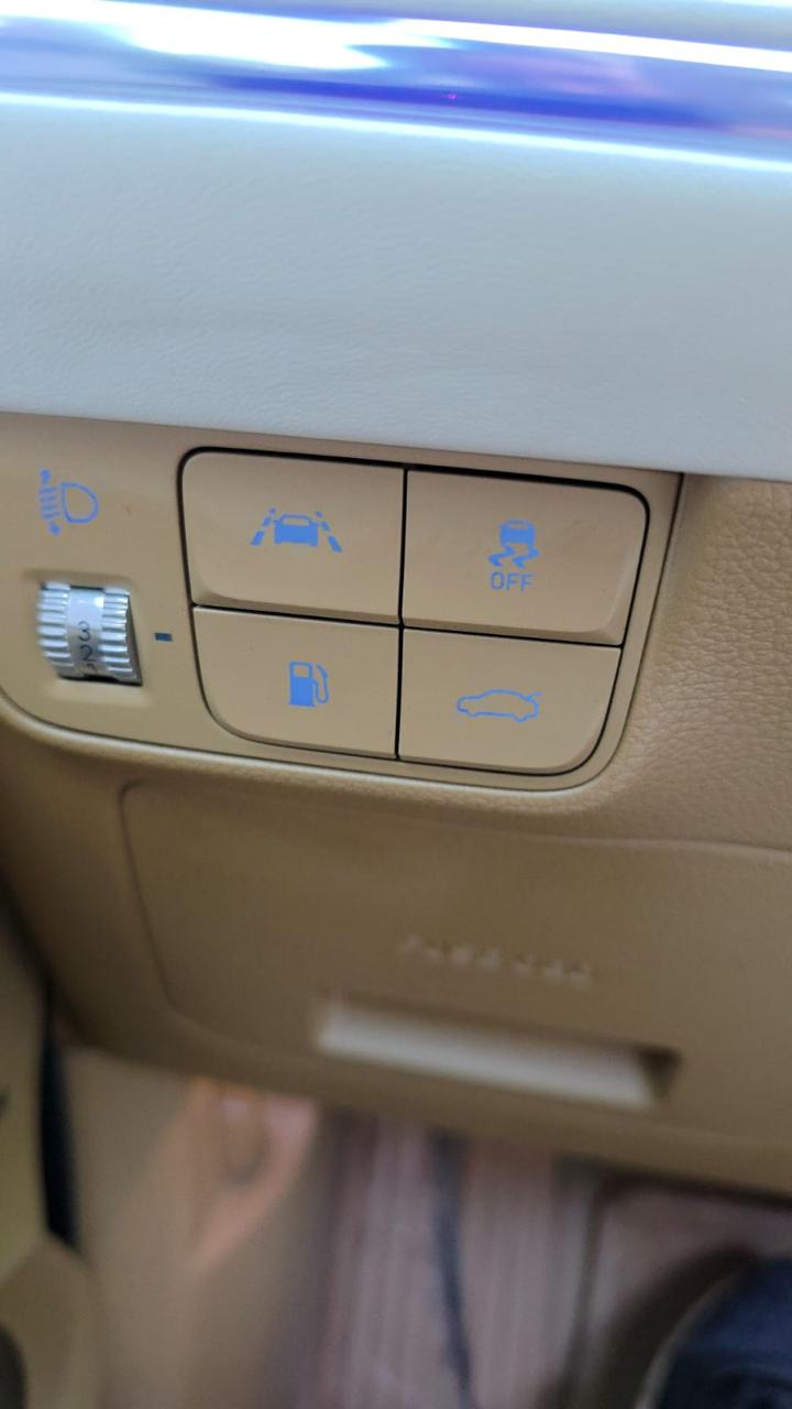 هيونداي - أزيرا - Image 34