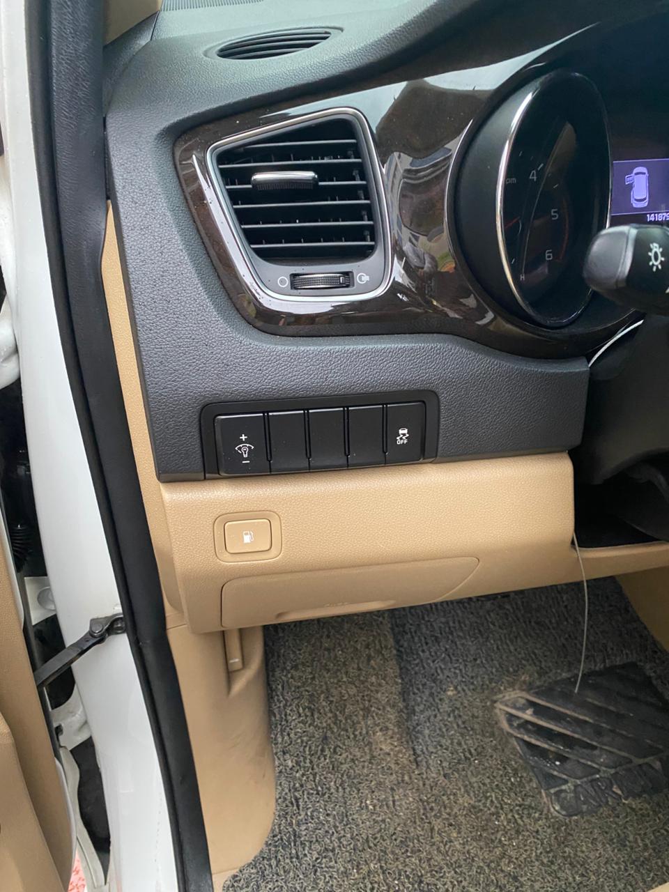 كيا - كارنفال - Image 25