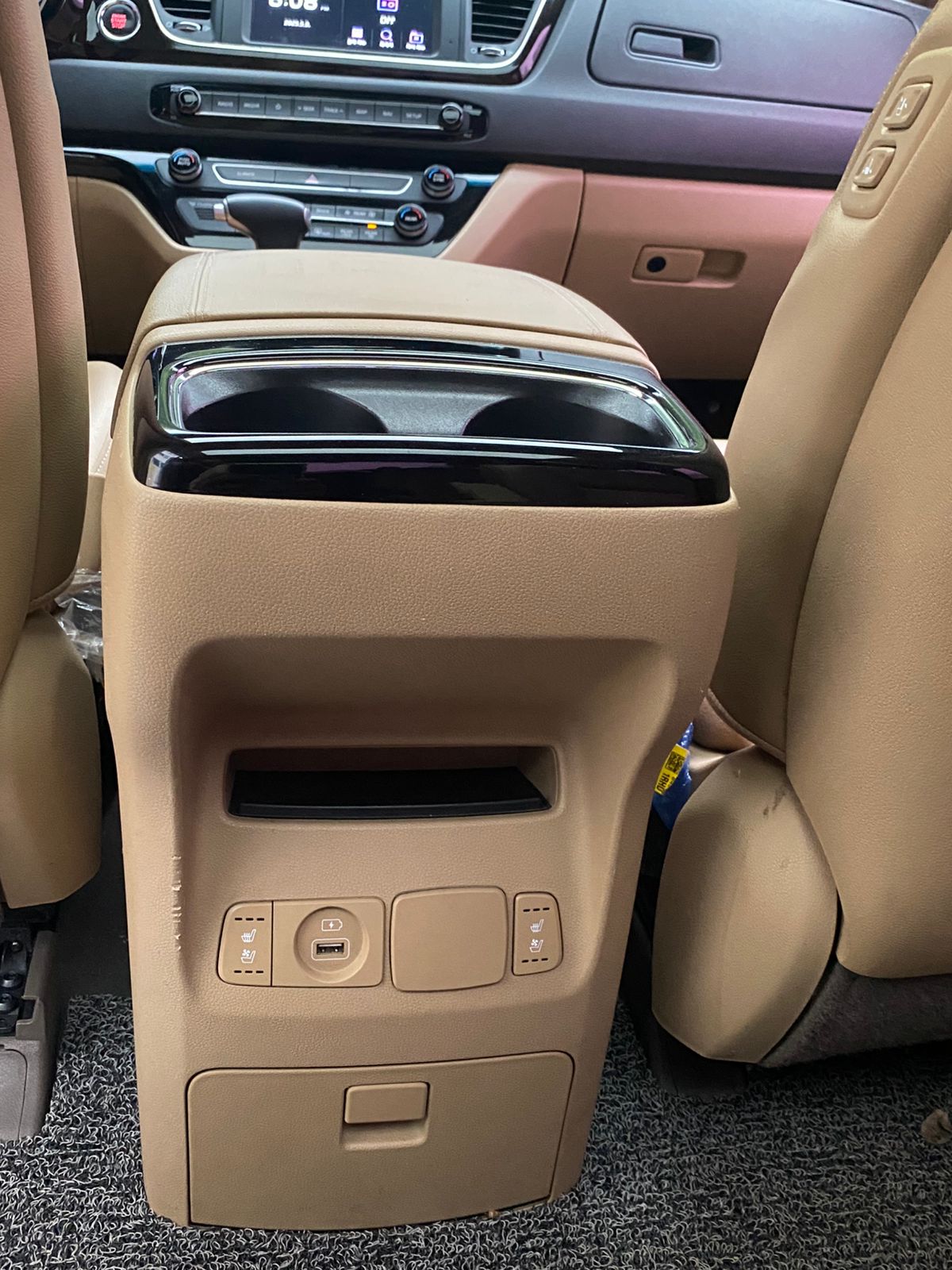 كيا - كارنفال - Image 35