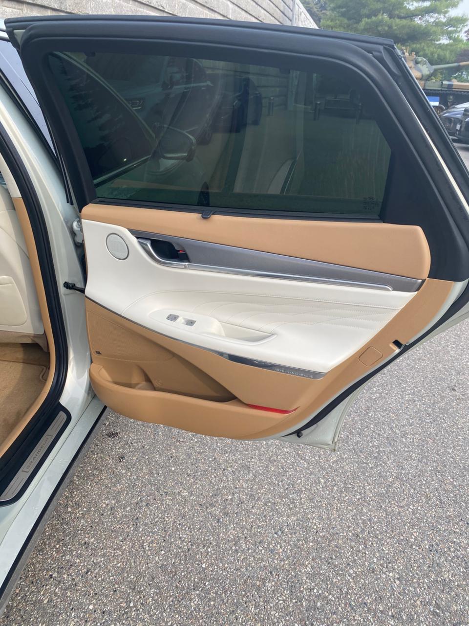 هيونداي - أزيرا - Image 17