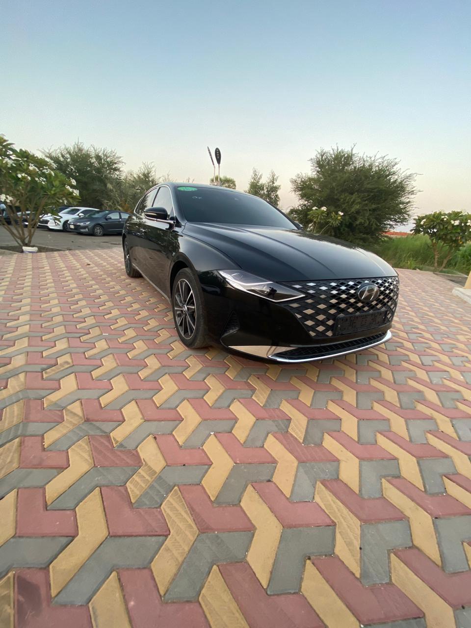 هيونداي - أزيرا - Image 3