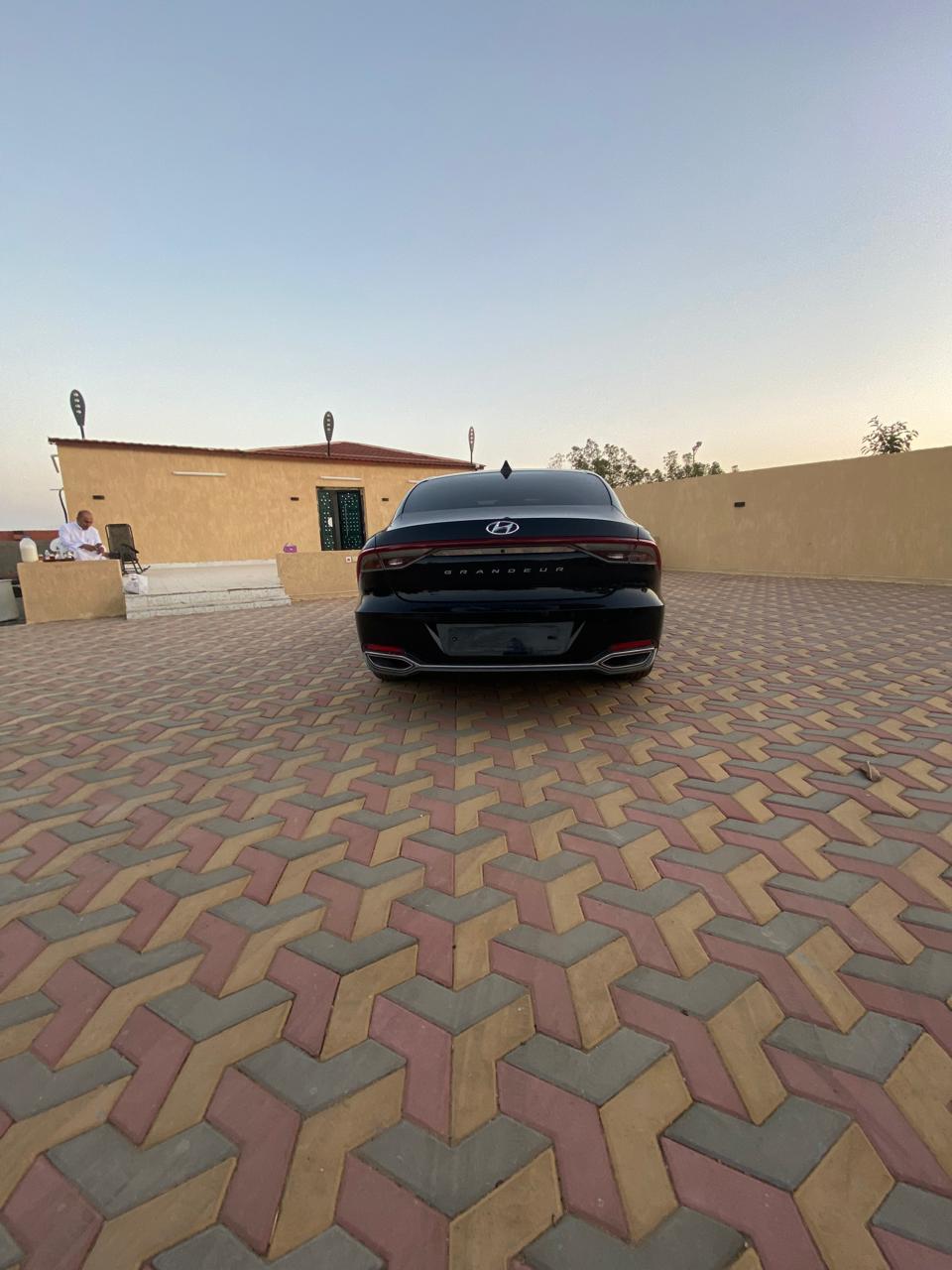 هيونداي - أزيرا - Image 6