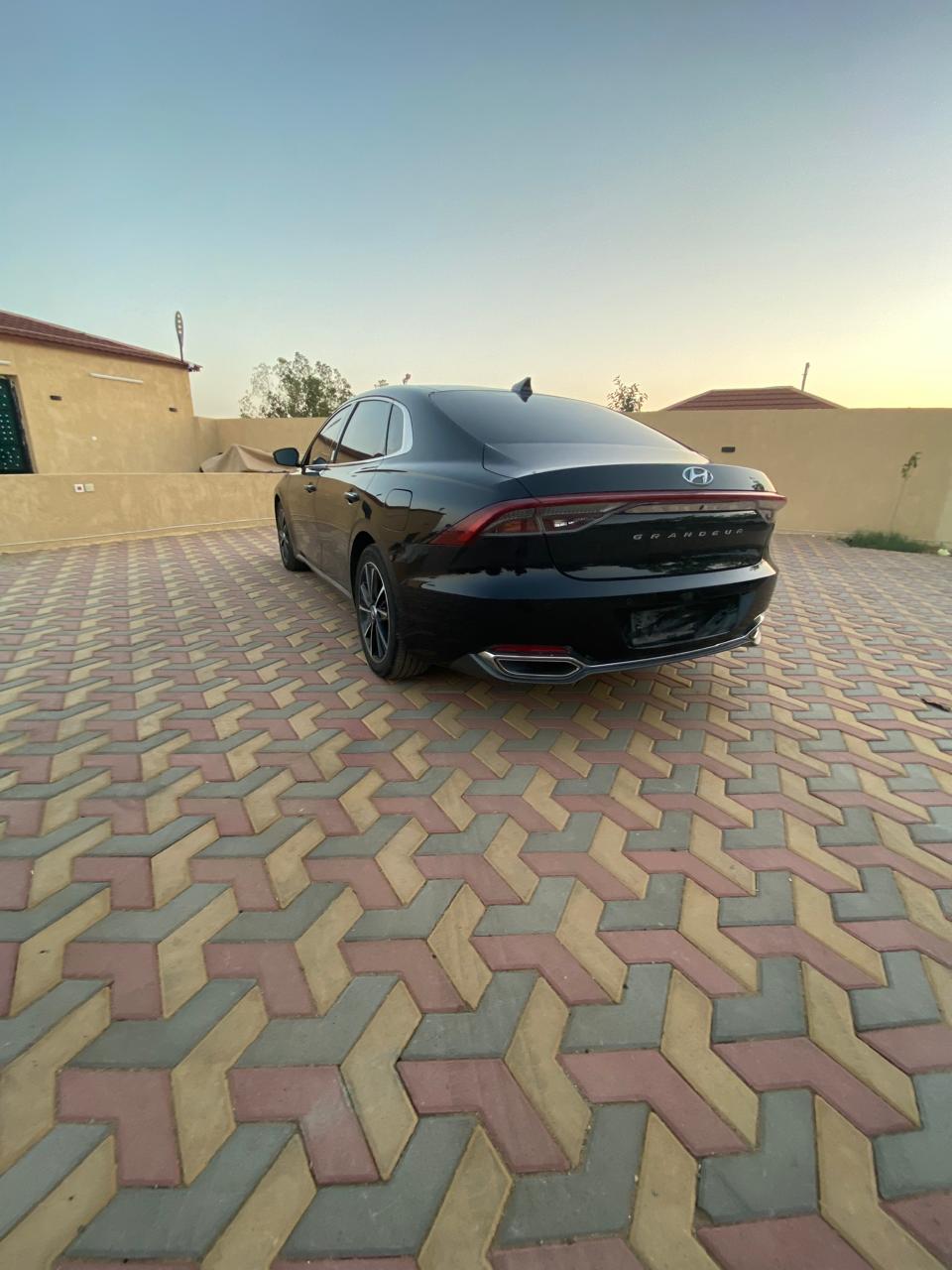 هيونداي - أزيرا - Image 7