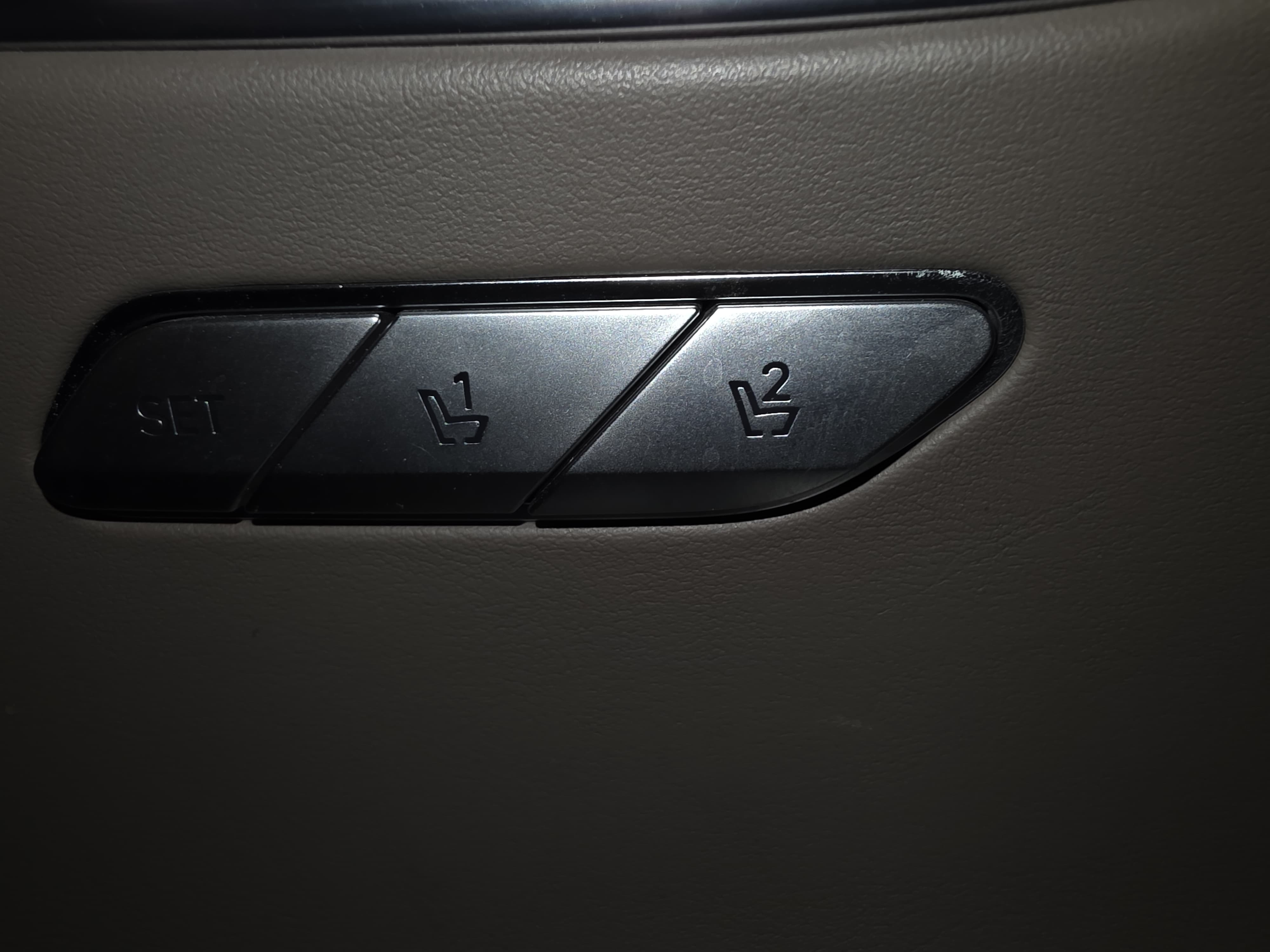 جينسس - GV80 - Image 27