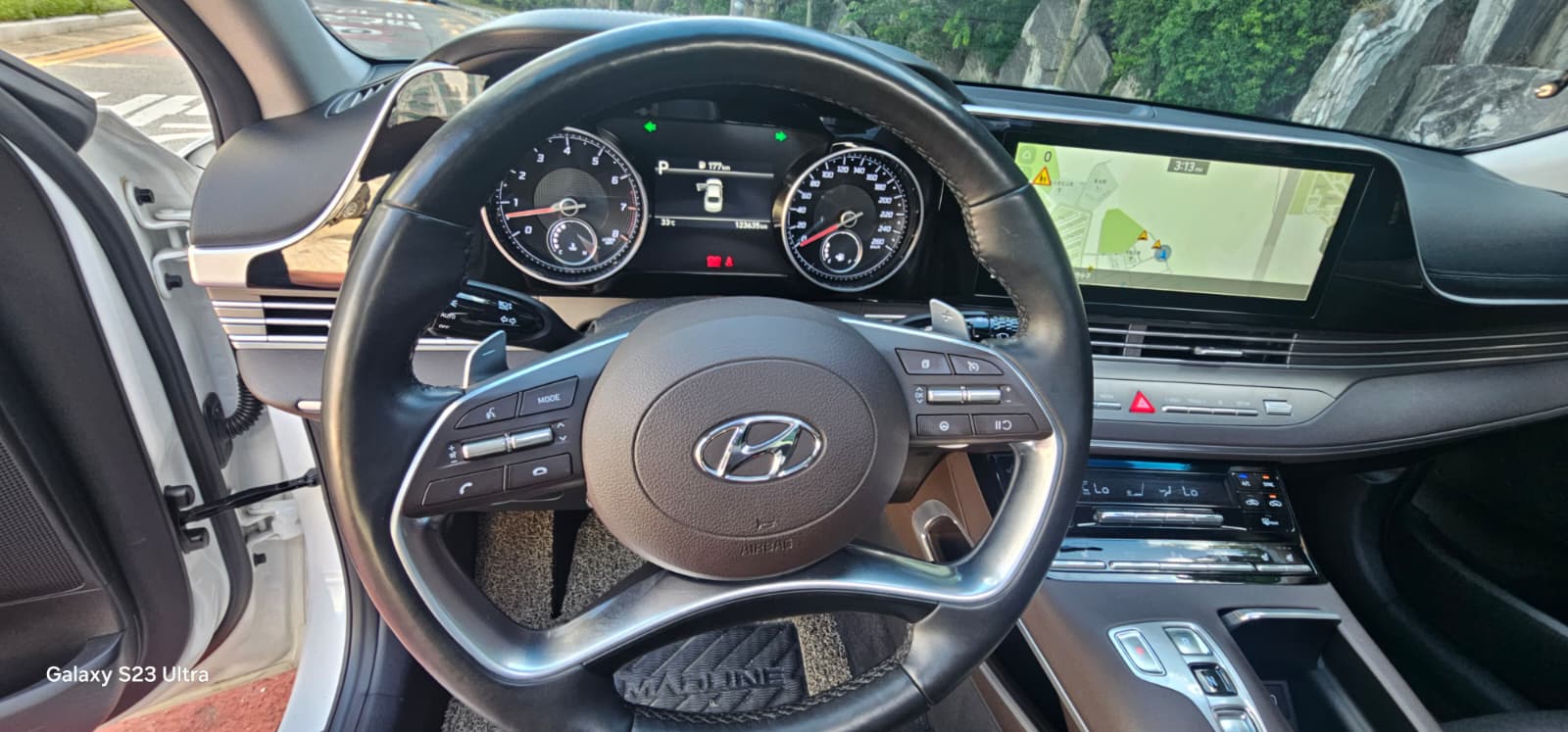 هيونداي - أزيرا - Image 25