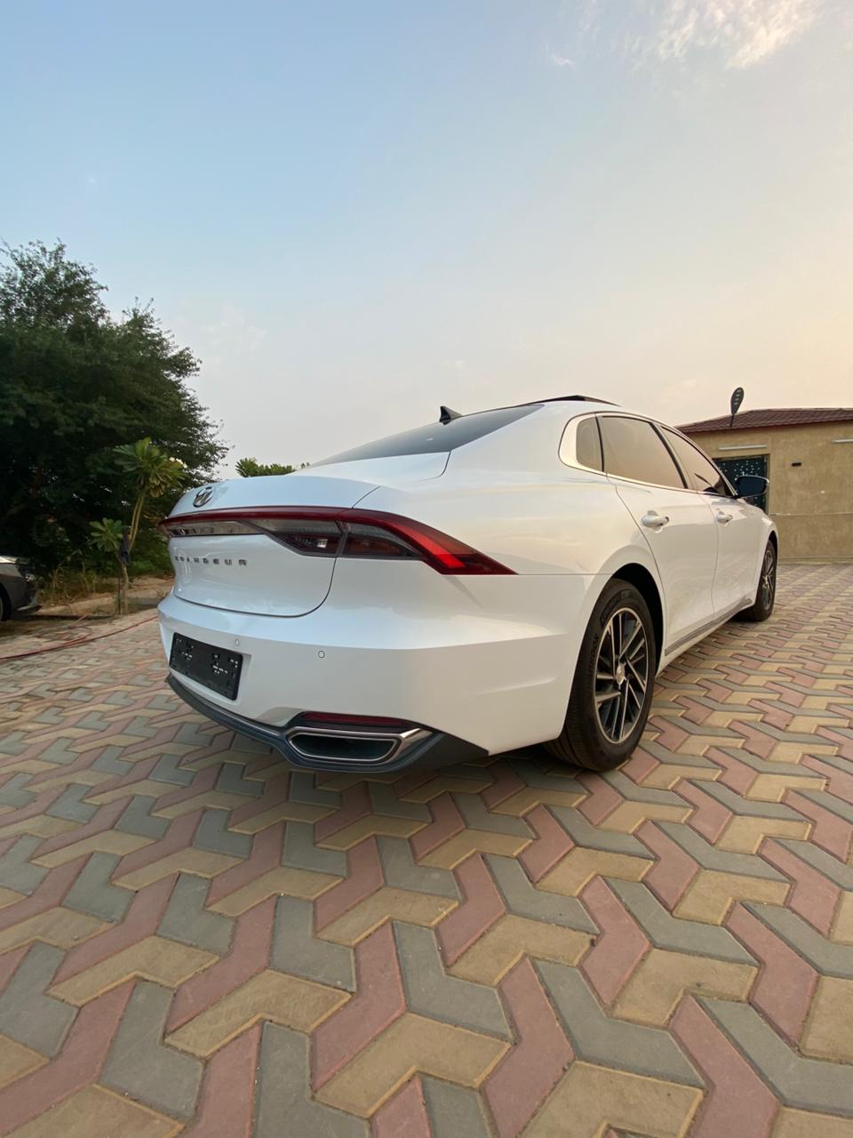 هيونداي - أزيرا - Image 7