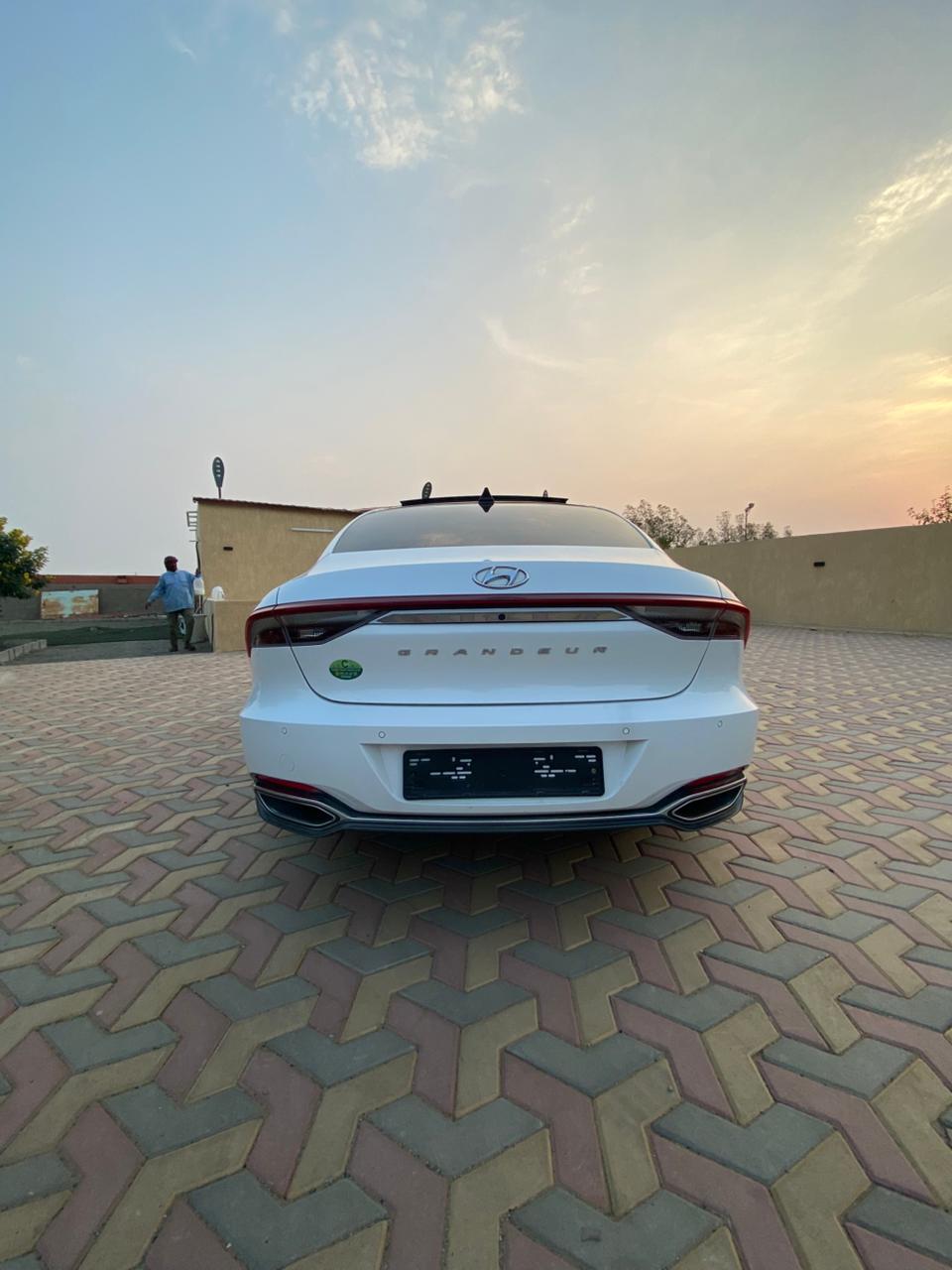 هيونداي - أزيرا - Image 8