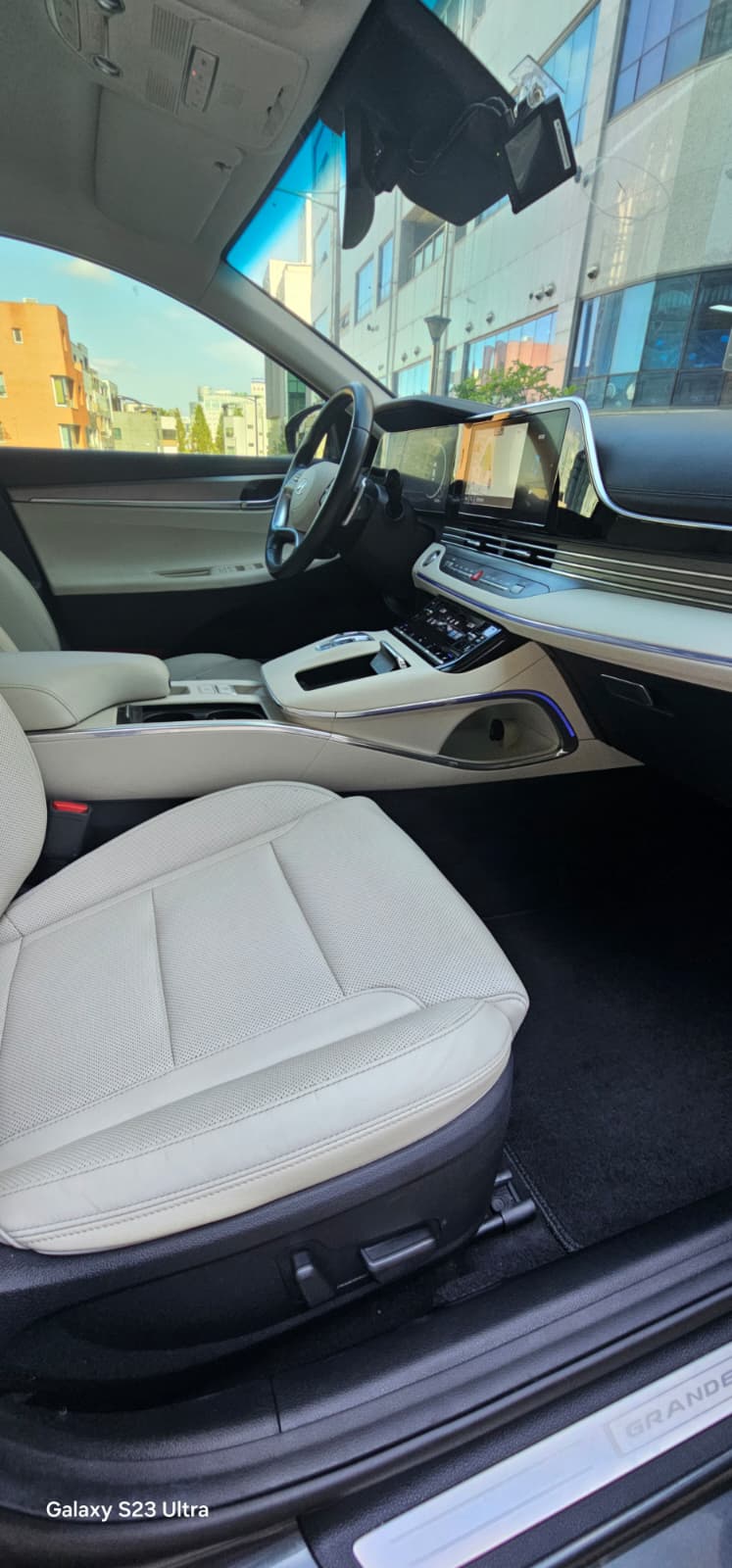 هيونداي - أزيرا - Image 35