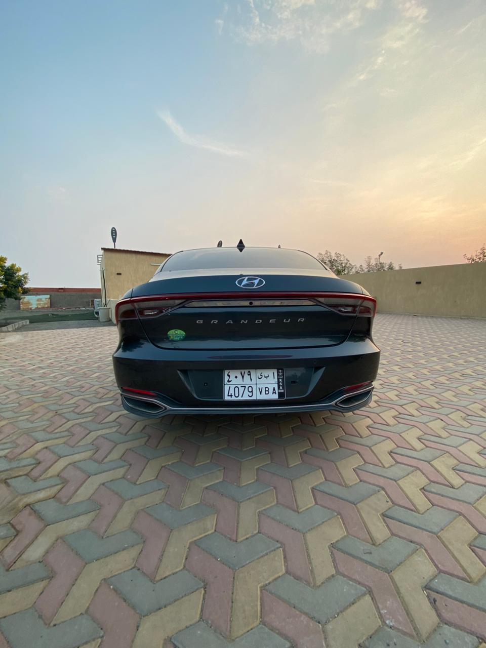 هيونداي - أزيرا - Image 4