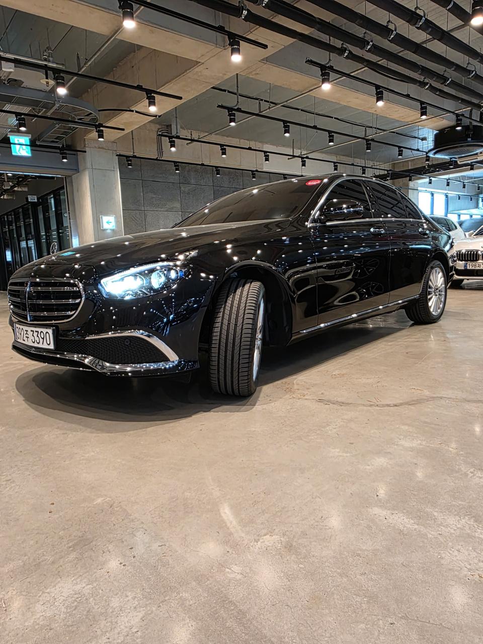 مرسيدس - E-CLASS E250 - Image 1